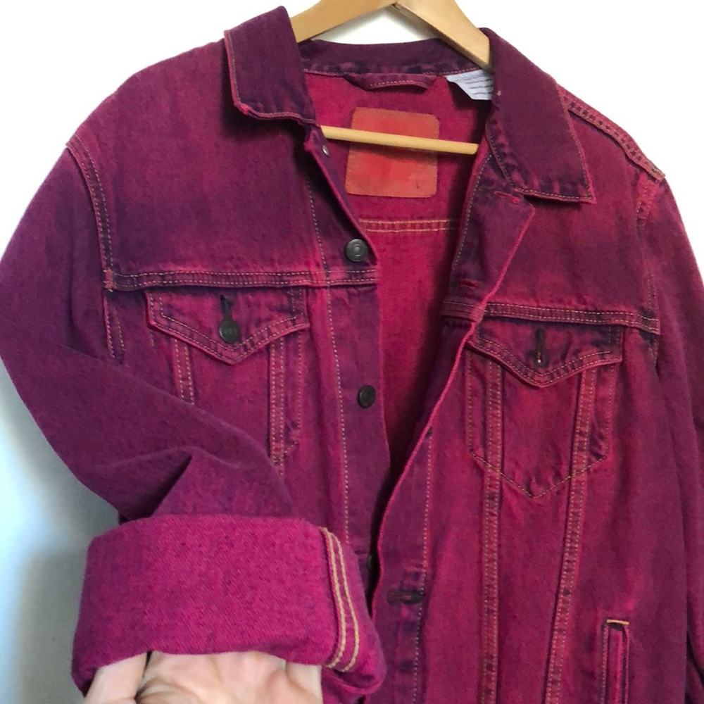 Acid wash pink/purple Levi’s jacket